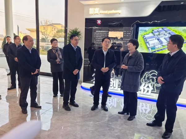 九江市委領導一行實地調研宇創(chuàng)有機硅項目